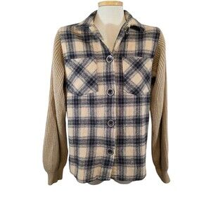BKE Buckle Top Womans Small Tan Waffle Thermal Flannel Long-Sleeve Plaid Shacket